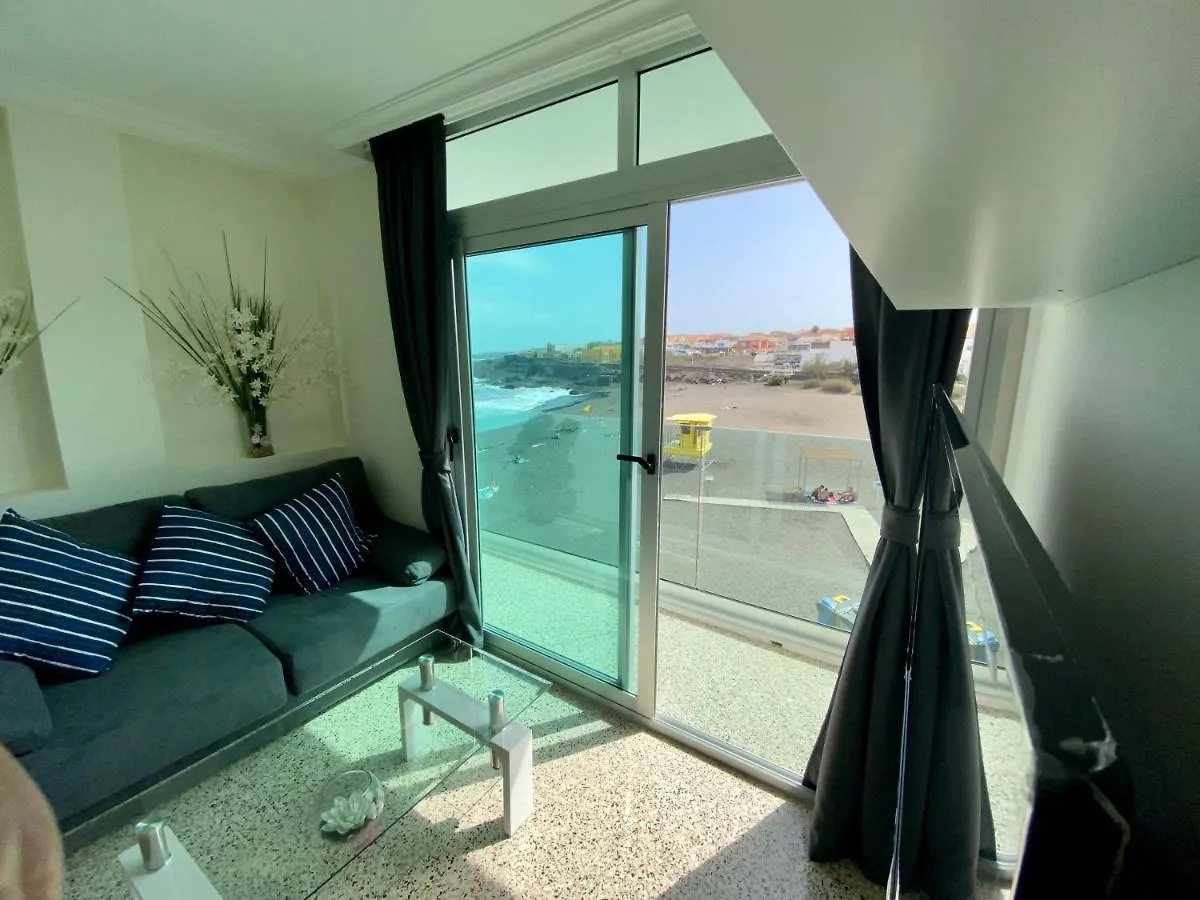 Hermoso Edificio Frente Al Mar Con Gran Terraza Y Hermosas Vistas Apartment Las Palmas de Gran Canaria 0*,  Spain